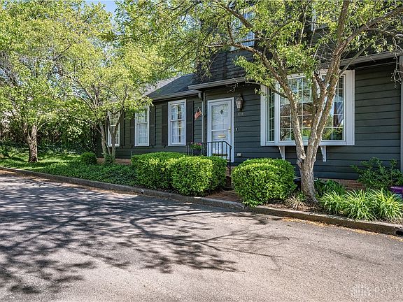 2nd image of 158 Lyons Dr