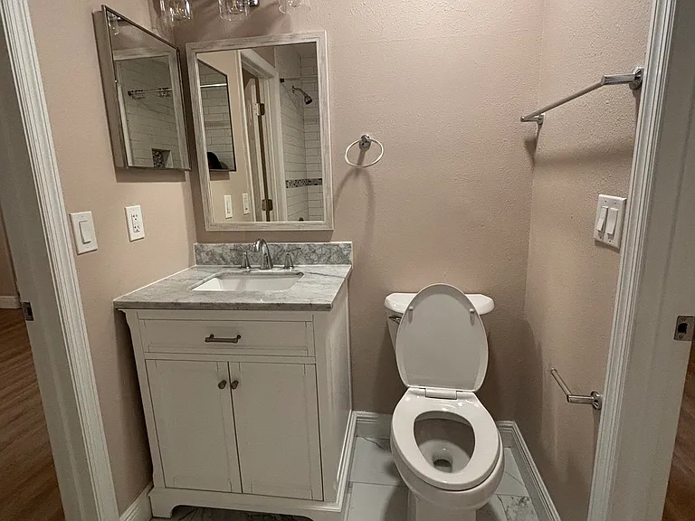 11804 Cypress Hill Cir — Photo 3