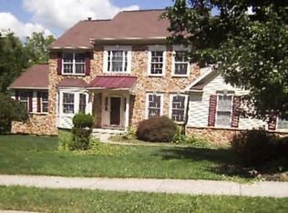381 Pathfinder Dr, Birdsboro, PA 19508