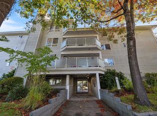 13680 84th Ave #301, Surrey, BC V3W0T6