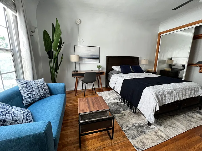 660 S. Cloverdale Ave. — Photo 10