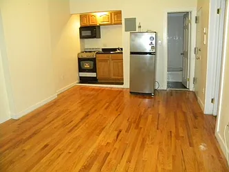 Rented by Urban Realty NYC