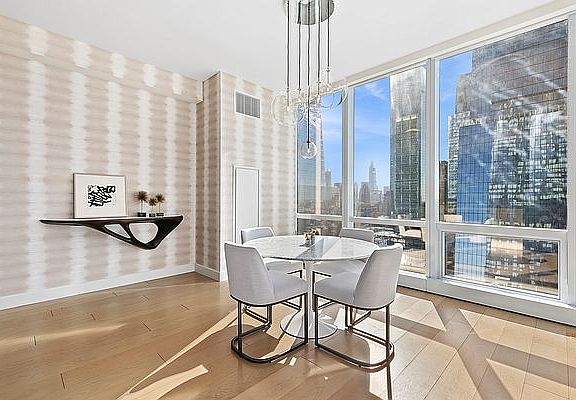 4th image of 15 Hudson Yard #35A
