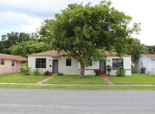 215 SW 2nd Ter, Dania, FL 33004