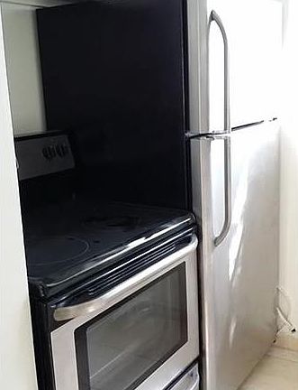 2nd image of 220 Meridian Ave APT 3