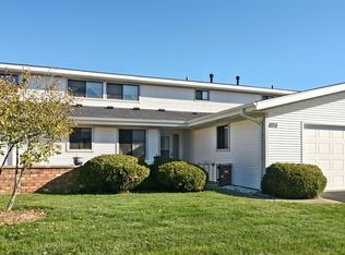 1120 Swansea Ct, Schaumburg, IL 60193