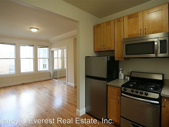 2nd image of 760 Geary St #204