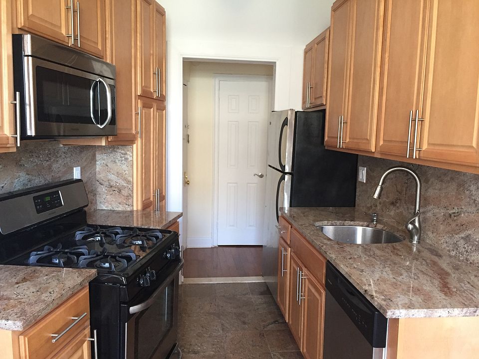 1st image of 25 Lefferts Ave APT 2F