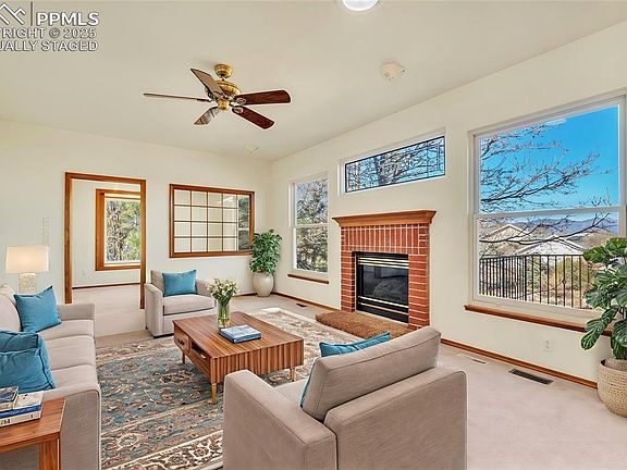 4th image of 5990 Treeledge Dr