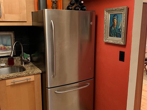 4th image of 330 9th St NE APT 12