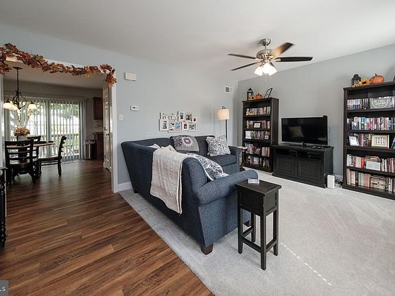 3rd image of 636 Cobblestone Ln