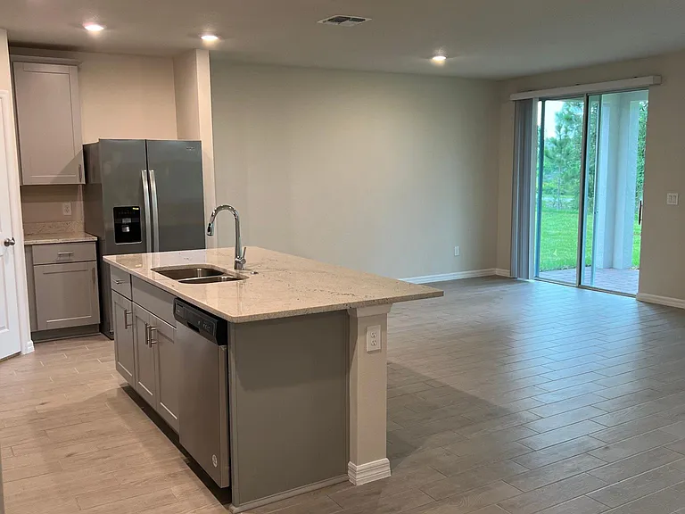 411 Sarah Nicole Way — Photo 6