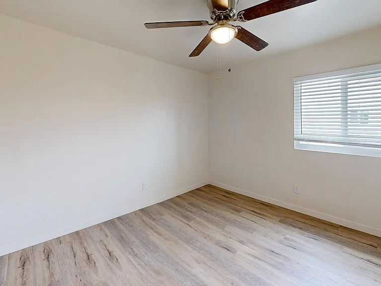 121 Malan St #1 — Photo 6