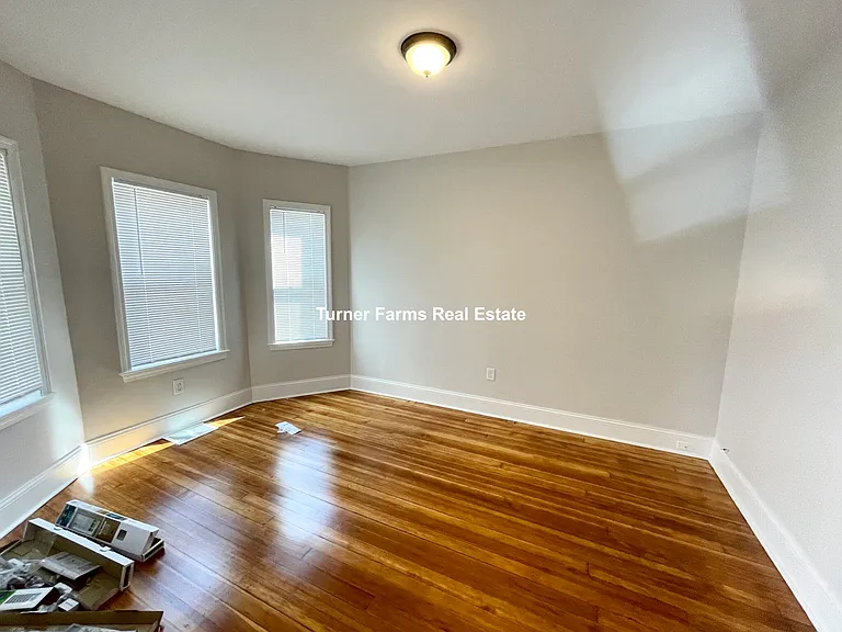 26 Taft St — Photo 17