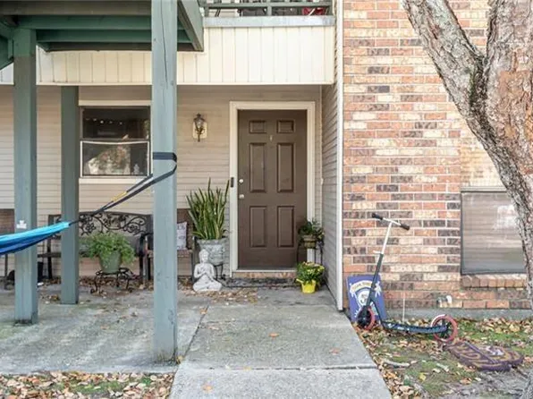 1826 S Brightside View Dr APT E, Baton Rouge, LA 70820