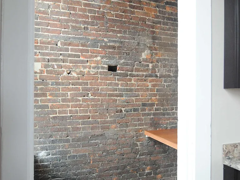 36 S 3rd St #D — Photo 8