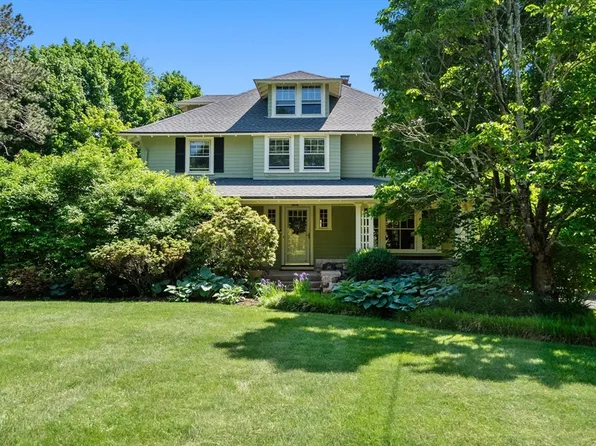 260 Glen Rd, Weston, MA 02493
