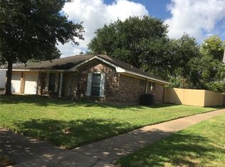 9015 Langfield Rd, Houston, TX 77040