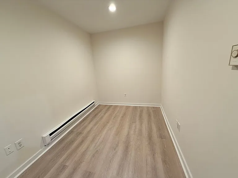 456 Park Dr #22 — Photo 5