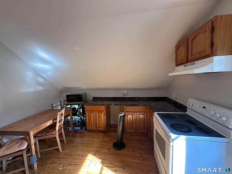 22 Main St #2 — Photo 6