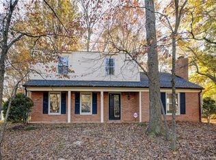 5200 Barrington Dr, Charlotte, NC 28215