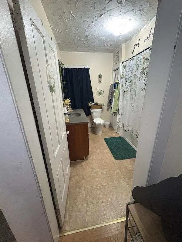 2 bed, $2,100 — Photo 3