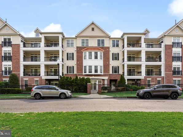 2022 Crescent Way, Cherry Hill, NJ 08002