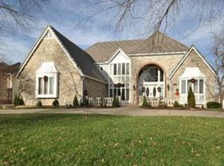 11304 W 121st Ter, Overland Park, KS 66213