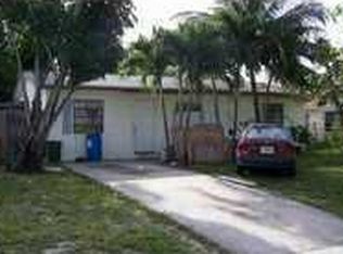 2300 SW 43rd Way, Davie, FL 33317