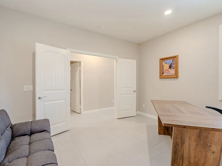 33850 Flood St — Photo 40