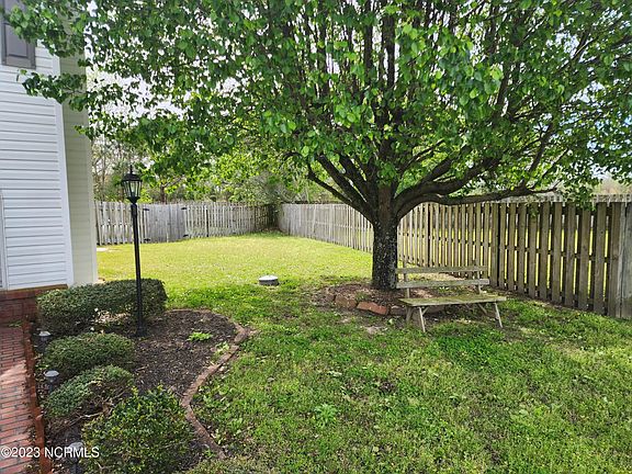 4th image of 3033 Edward Ct #B
