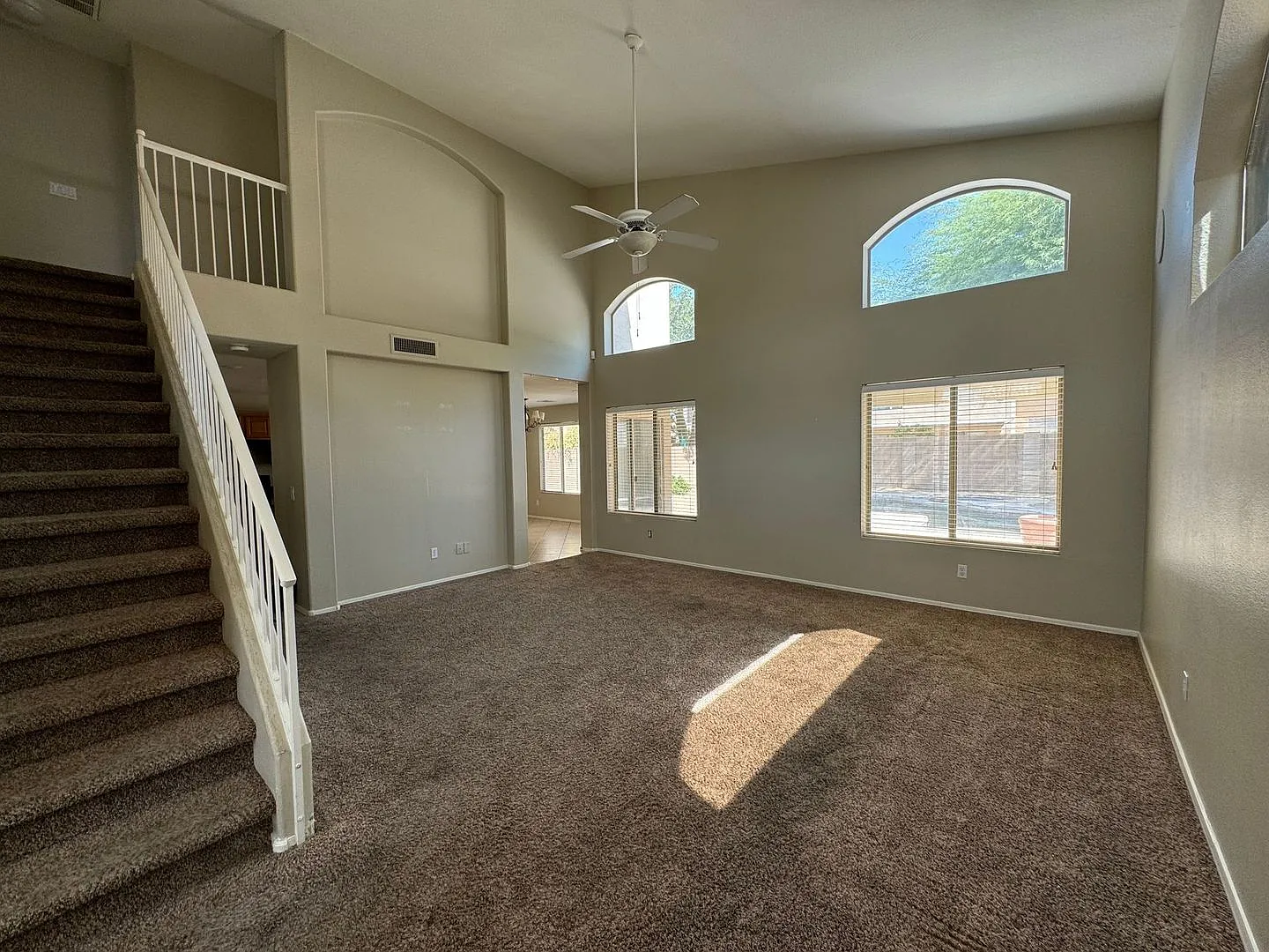 3 Bedroom - 2.5 Bath - 1510 Sq Ft. Home with Private Pool - Tempe — Photo 2