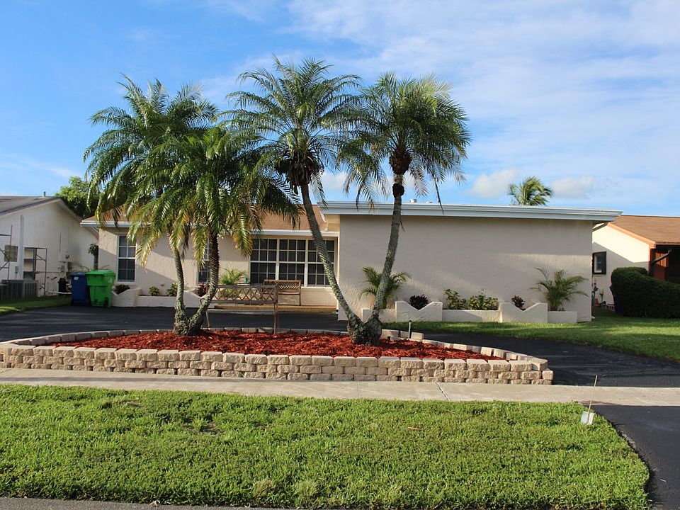 1st image of 11450 NW 42nd St