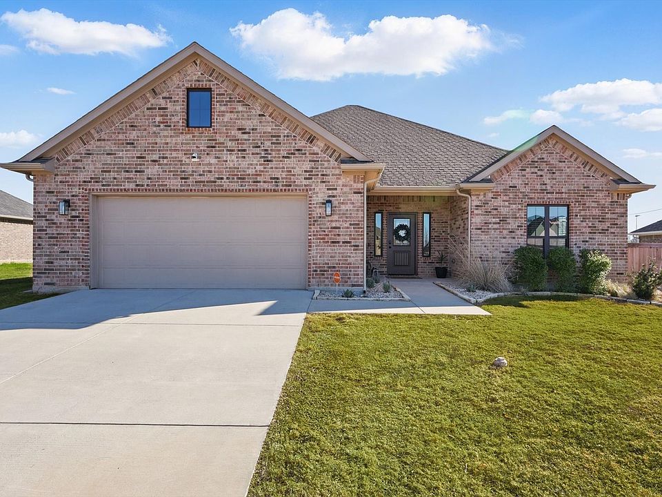 1st image of 109 Prairie Grass Dr