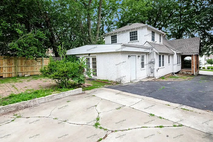 6422 Rockhill Rd — Photo 13