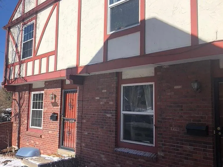 1048 N Josephine St #C — Photo 1