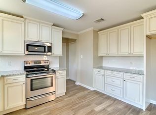 18200 Topsail Dr, Manor, TX 78653