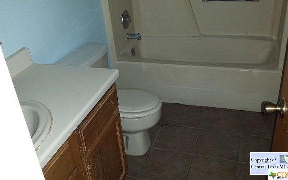 5th image of 1345 Laurie Dr