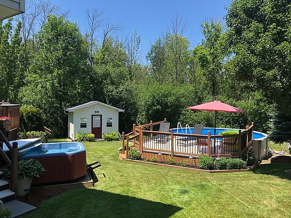 2nd image of 3315 Countryside Ln