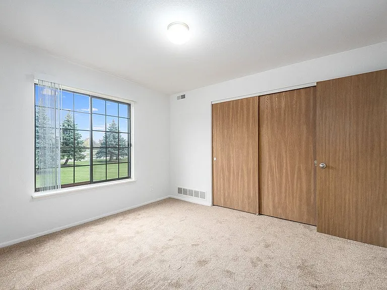 Tanglewood Apartments — Photo 81