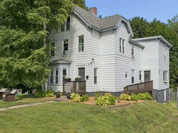 32 Winter St, Gardner, MA 01440