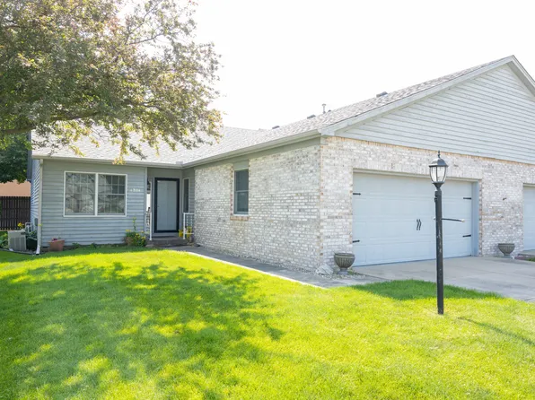 1304 Quail Run Dr #1304, Savoy, IL 61874