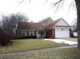 1186 Brandywyn Ln, Buffalo Grove, IL 60089