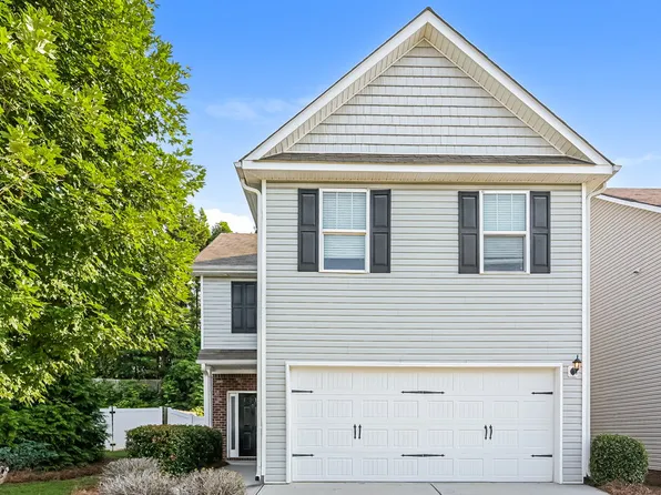 124 Hill Crest Cir, Hiram, GA 30141