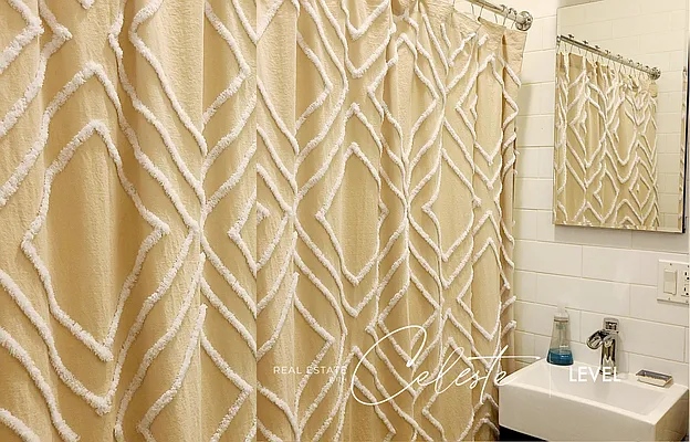 Rented by Level Group | media 19