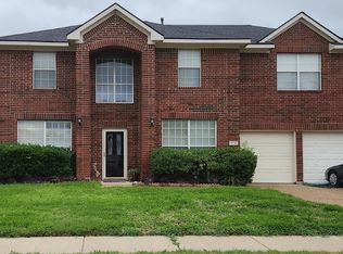 512 Magnolia Trl, Desoto, TX 75115