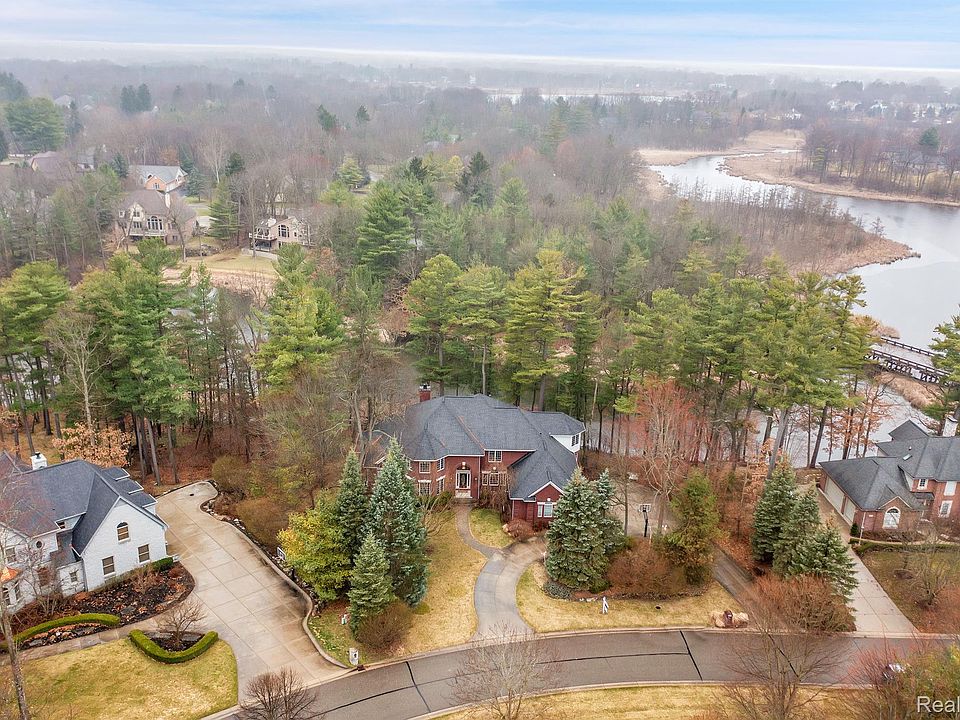 1st image of 1626 Chieftan Cir