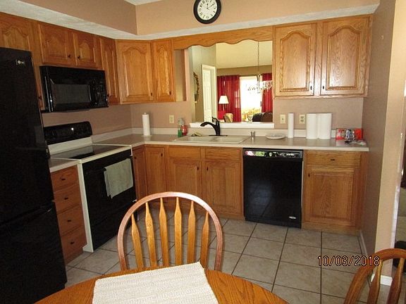4th image of 1902 E Farnsworth Dr