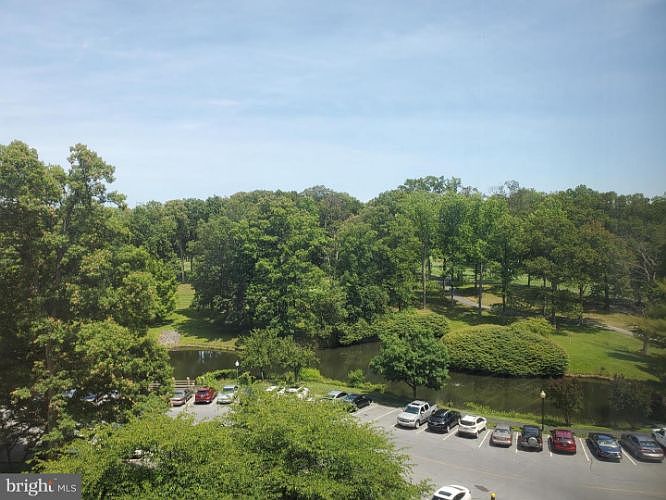 2nd image of 15101 Interlachen Dr #1605