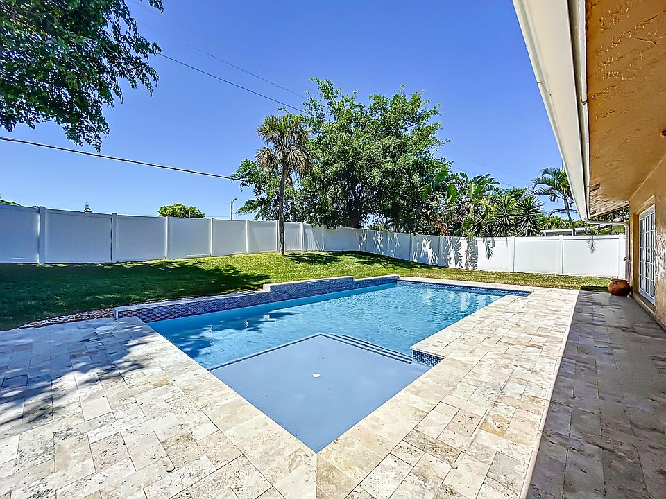 1st image of 21227 Escondido Way